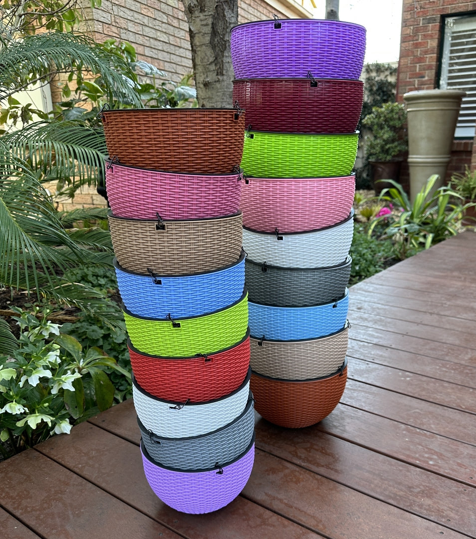 PP Resin Rattan Hanging Planter | Self-Watering Basket for Indoors & Outdoors